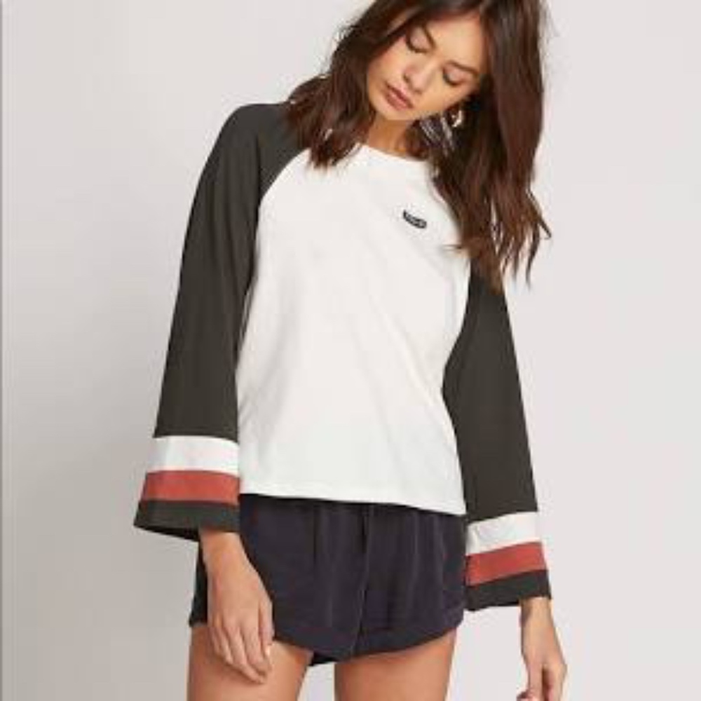 Volcom NWT Streakin Stone Long Sleeve T